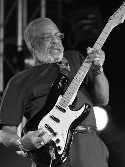� Copyright 2010 Alan White. All Rights Reserved.