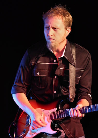 � Copyright 2010 Alan White. All Rights Reserved.