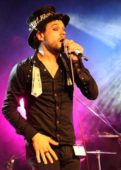 � Copyright 2010 Alan White. All Rights Reserved.