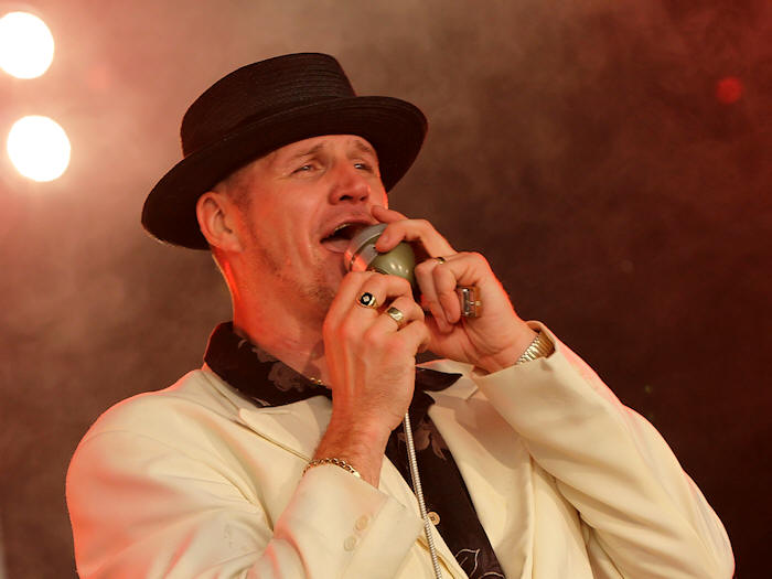� Copyright 2011 Alan White. All Rights Reserved.