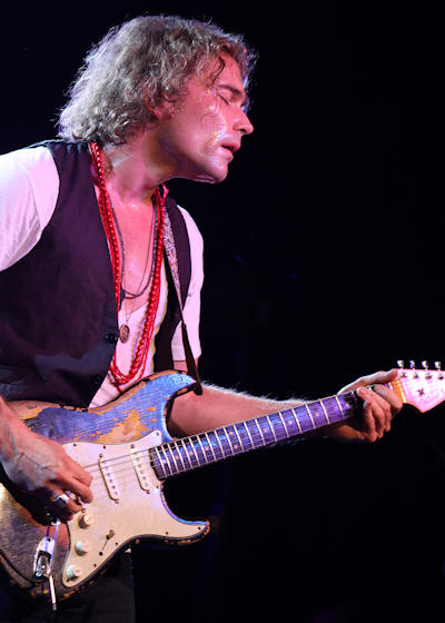 � Copyright 2011 Alan White. All Rights Reserved.