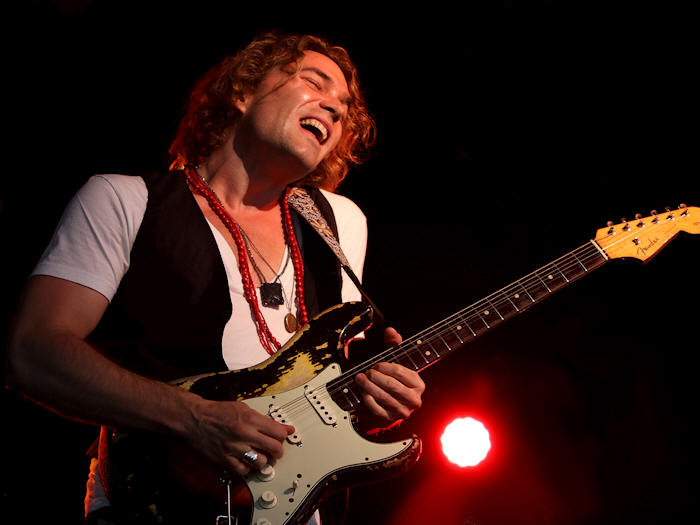 � Copyright 2011 Alan White. All Rights Reserved.