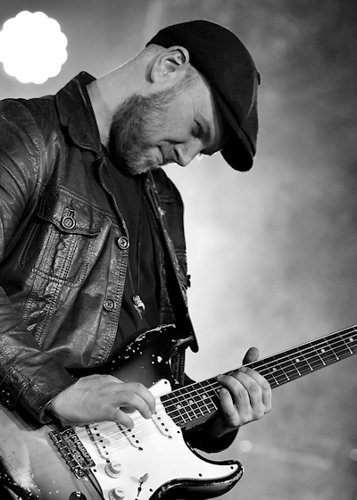 � Copyright 2011 Alan White. All Rights Reserved.