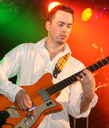 � Copyright 2007 Alan White. All Rights Reserved.