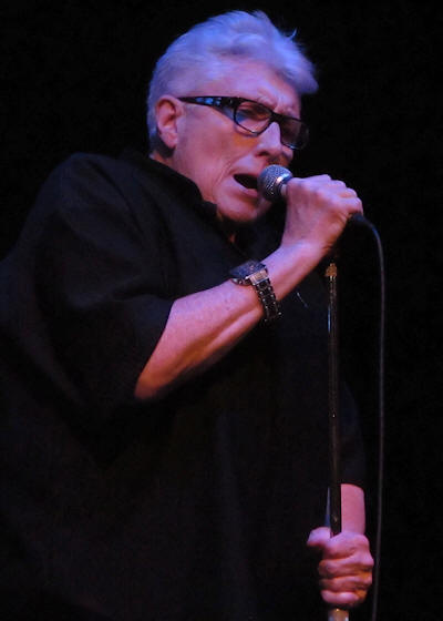 � Copyright 2011 Alan White. All Rights Reserved.