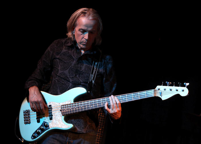 � Copyright 2011 Alan White. All Rights Reserved.