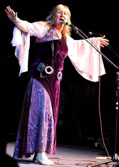 � Copyright 2011 Alan White. All Rights Reserved.