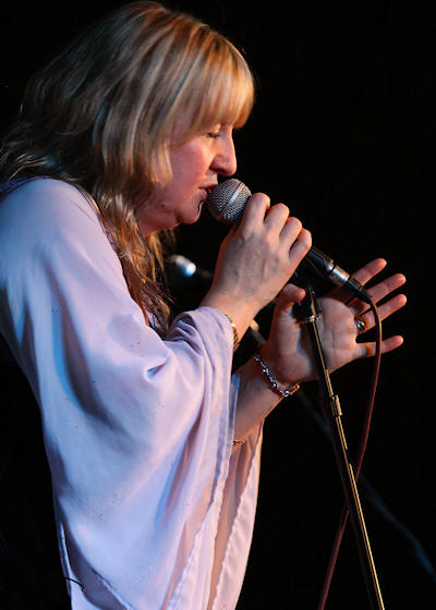 � Copyright 2011 Alan White. All Rights Reserved.