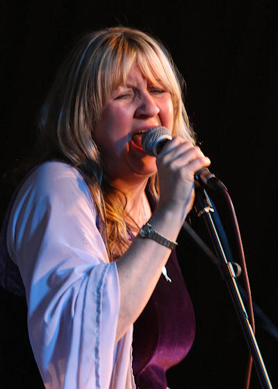 � Copyright 2011 Alan White. All Rights Reserved.