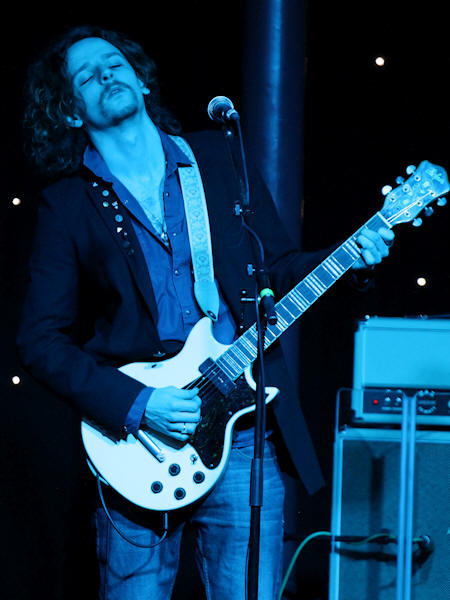 � Copyright 2015 Alan White. All Rights Reserved.