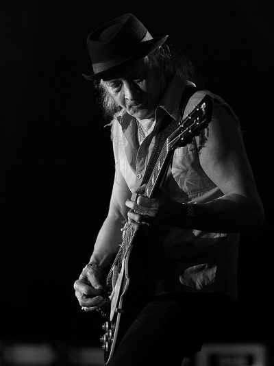 � Copyright 2009 Alan White. All Rights Reserved.