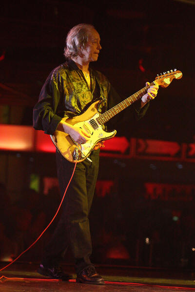 � Copyright 2009 Alan White. All Rights Reserved.