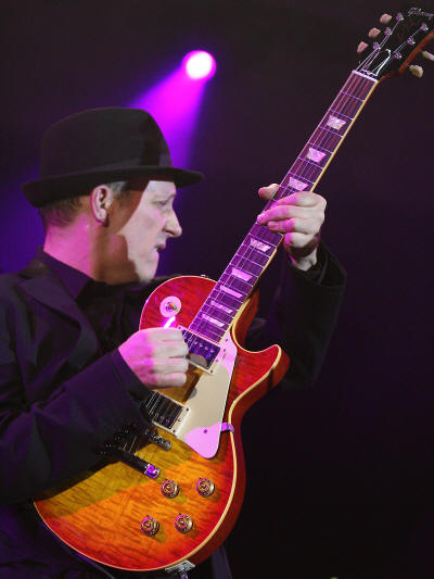 � Copyright 2009 Alan White. All Rights Reserved.