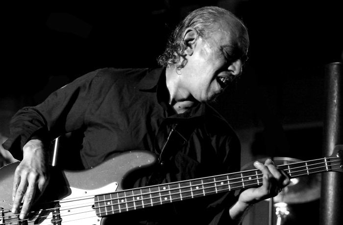 � Copyright 2009 Alan White. All Rights Reserved.