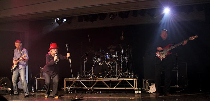 � Copyright 2011 Alan White. All Rights Reserved.