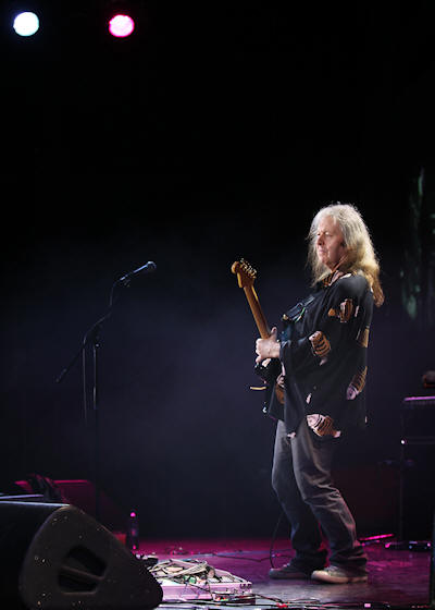 � Copyright 2012 Alan White. All Rights Reserved.