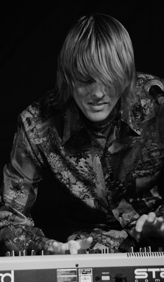� Copyright 2010 Alan White. All Rights Reserved.