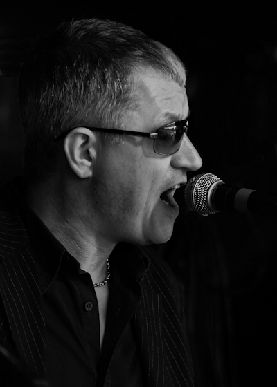 � Copyright 2010 Alan White. All Rights Reserved.