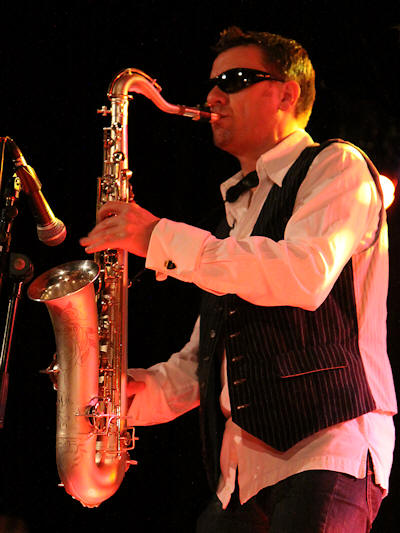 � Copyright 2009 Alan White. All Rights Reserved.