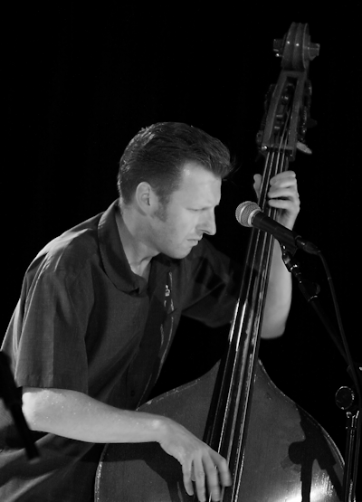 � Copyright 2009 Alan White. All Rights Reserved.