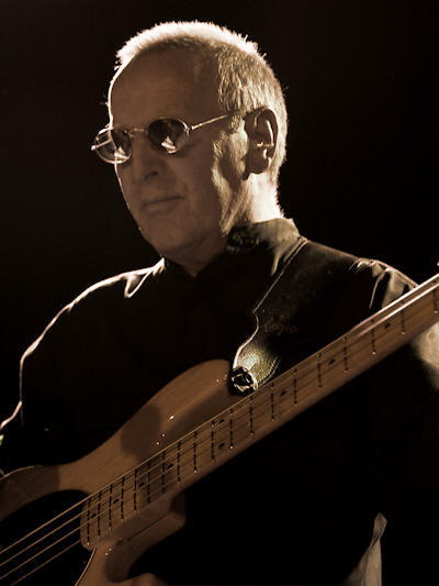 � Copyright 2009 Alan White. All Rights Reserved.