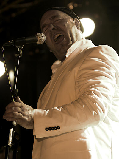 � Copyright 2009 Alan White. All Rights Reserved.