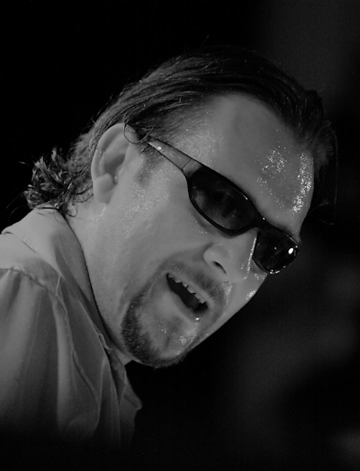 � Copyright 2009 Alan White. All Rights Reserved.