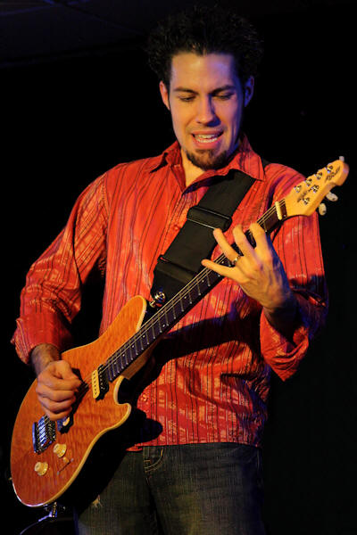 © Copyright 2010 Alan White. All Rights Reserved.