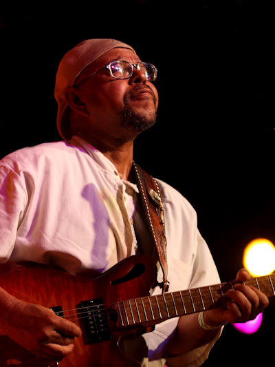 © Copyright 2010 Alan White. All Rights Reserved.