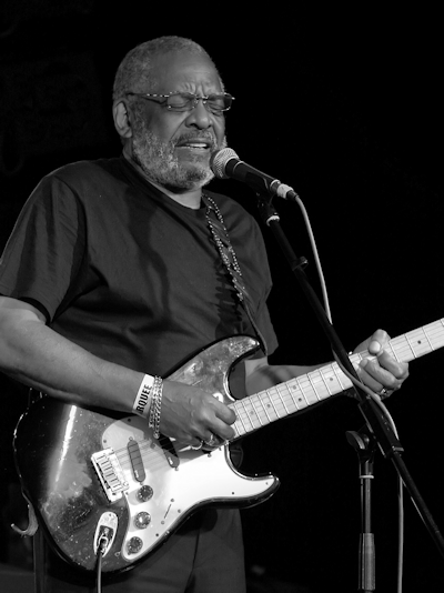 © Copyright 2010 Alan White. All Rights Reserved.