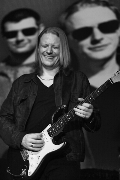 © Copyright 2012 Alan White. All Rights Reserved.