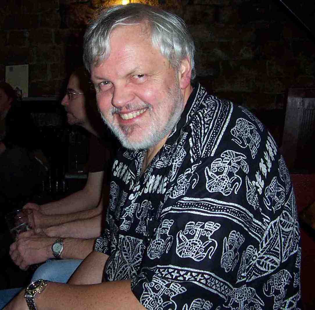 � Copyright 2001 Alan White. All Rights Reserved.