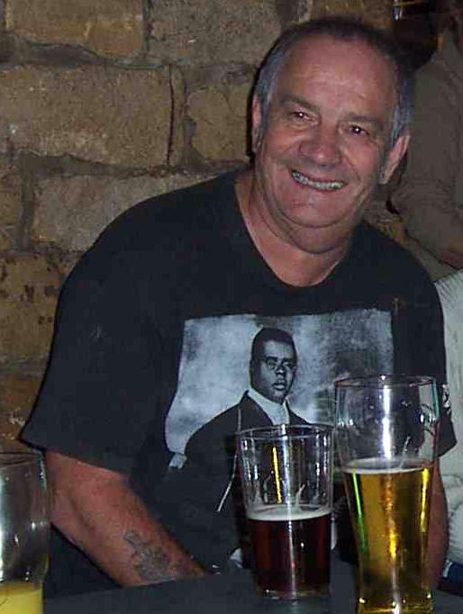� Copyright 2001 Alan White. All Rights Reserved.
