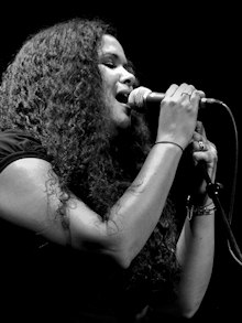 Kyla Brox © Copyright 2011 Alan White. All Rights Reserved.
