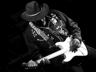 Gregg Wright © Copyright 2011 Alan White. All Rights Reserved.