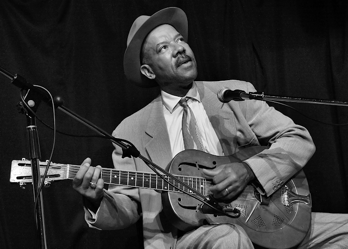 Michael Roach © Copyright 2012 Alan White. All Rights Reserved.
