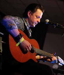 Ian Siegal © Copyright 2009 Alan White. All Rights Reserved.