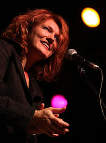 Lisa Mills © Copyright 2011 Alan White. All Rights Reserved.